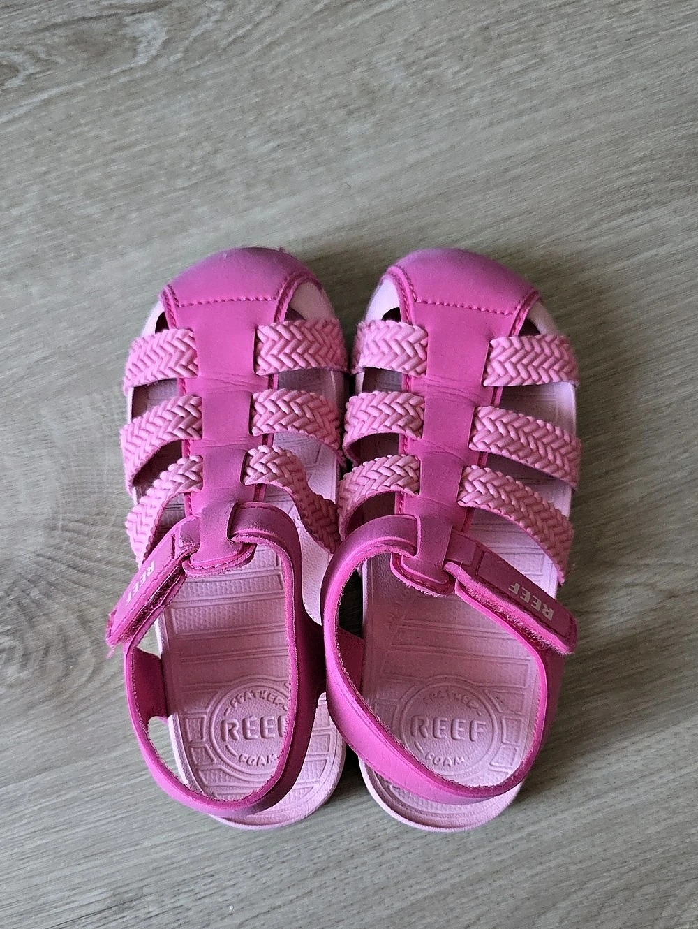 Reef Little Water Beachy Pink Sandals Girls US 11
